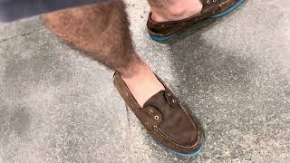 Shopping Wearing Loose Sperry TopSiders Boat Shoes Without Laces [upl. by Jason]