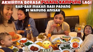 RAMERAME HAJAR NASI PADANG HIDANG DI WARUNG ANISAH BERASA DI KAMPUNG HALAMAN [upl. by Llemor]