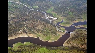 Obras de emergencia en el embalse de La Fernandina [upl. by Afatsuom72]