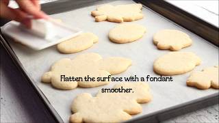 How to Flatten Sugar Cookies for a Smooth Decorating Surface [upl. by Teemus]