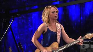 Samantha Fish  Bitch On The Run  Don Odells Legends [upl. by Oivatco]