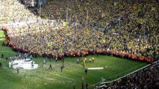 Die Sud flippt aus  Borussia Dortmund 14052011 [upl. by Reisman]