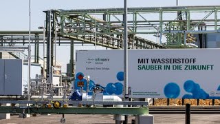 Grüner Wasserstoff – Energiequelle der Zukunft [upl. by Enimisaj258]