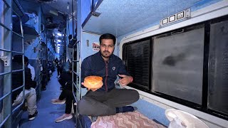 Amarkantak Exp train Main Pehli Baar try kiya Special Handi biryani 😋 [upl. by Annaira]