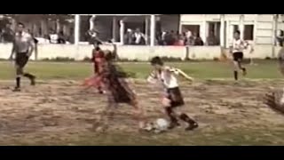 Así jugaba Messi de chico en las inferiores de Newells [upl. by Toshiko422]