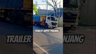 TRUCK TRAILER SUPER PANJANG kontainer trailer truk truck truckdriver trucktrailer trukpanjang [upl. by Knighton]