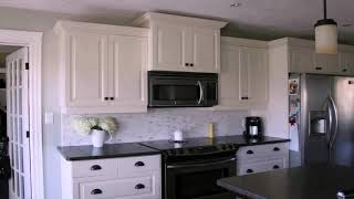 Backsplash Ideas For White Kitchen Cabinets [upl. by Idalia18]