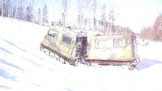 Bandvagn 206 i snö och uppförsbacke Bv 206 in snow and steep up slope [upl. by Odranar]