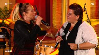 Angela Groothuizen en Barbara Straathof  Holiday in Spain  De Zomer Voorbij 2015 [upl. by Akcebar206]