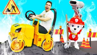 ¿Qué ha pasado con la aplanadora de Rubble de Paw Patrol Video de coches con la Patrulla Canina [upl. by Noizneb]