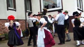 BayrischSchwarzwälderischer Tanzreigen mit Salzburger Musikanten [upl. by Luap]