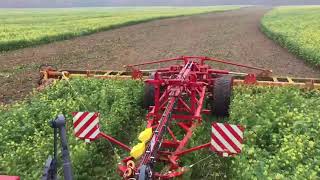 Helikopter na polu Agro Technology  Kirovets k 744 r4 Agro Technology [upl. by Ledda]