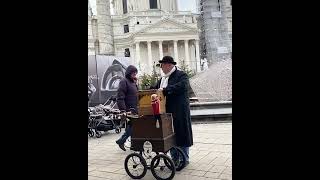 KARLSPLATZ wien christkindlmarkt [upl. by Hillary278]