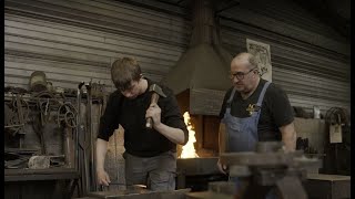 Ferronnier dart  Les métiers du chantier de NotreDame de Paris [upl. by Aitel]