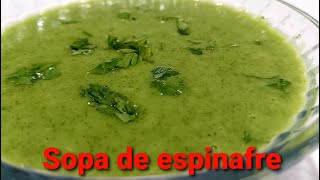 Sopa de espinafre  caldo de espinafre [upl. by Ecydnak]