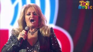 Discoteka 80  Bonnie Tyler  Live Moscow 25 11 2017 [upl. by Avehstab426]