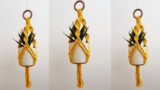 DIY mini PORTA MACETAS de MACRAME paso a pasoDIY Mini Macrame Plant Hanger Tutorial [upl. by Odille]