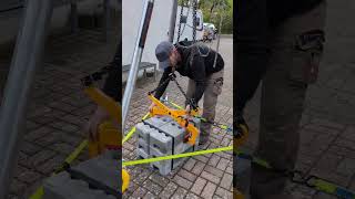 HEBST DU SCHON ODER TRÄGST DU NOCH bautrisystem formwork crane schalung tripod [upl. by Yentiw2]