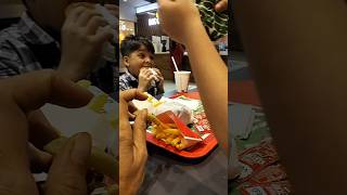 Burger 🍔 khaane ki zid 😭😭 music ytshorts youtube youtubeshorts [upl. by Gautier]