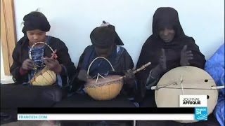 ALGÉRIE  Limzad le violon joué seulement par les femmes touareg [upl. by Saturday580]