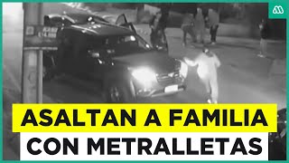 Usaron metralletas para asaltar Captan violento intento de portonazo a familia en Maipú [upl. by Asilec]