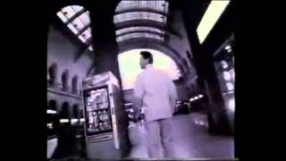 FR David  Dont Go  ClubMusic80s  clip officiel [upl. by Nnylrahc]