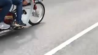 Wheelie sagat kepala Honda ex5 [upl. by Allekim]