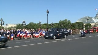 Hommage aux Invalides au 88e soldat français tué en Afghanistan [upl. by Mylan]