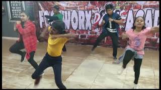 Top Tucker song  Dance performance Sarkar movieBalaji choreographyFootworx dance academyPondich [upl. by Ekihc973]