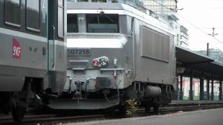 Locomotive BB 7216 en livrée fantôme grise Paris Austerlitz [upl. by Rednirah]