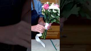 Ribbon Wrap Speedy Tutorial floraldesign flowers bouquet [upl. by Vasya]