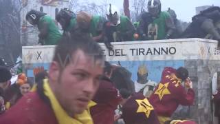 Ivrea Battaglia Arance 2016 con audio originale [upl. by Asiek478]