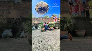 Pelents falling on earth dubal man viral dp vfx shorts funny vfx [upl. by Hawken934]