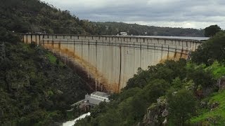 Barragem do Cabril 132m de altura descargas de fundo [upl. by Shank]