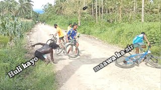 WAG KAYONG TUMAKBO TAONG GRASA PUBLIC PRANK PART 6 [upl. by Tarton222]