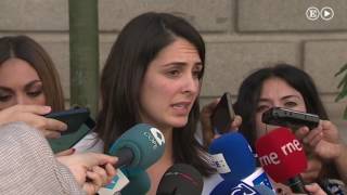 Rita Maestre muestra el apoyo del Ayuntamiento de Madrid a Leopoldo López  España [upl. by Jesus]