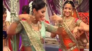 Akshara Dances To ‘Saajan Ji Ghar Aaye’ On RASHMI’S WEDDING [upl. by Nerhtak]