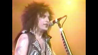 Motley Crue  Live Wire  1987  Live [upl. by Ocinemod]