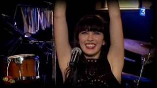 Extrait du reportage sur Nolwenn Leroy et de son concert de Brest sur France 3 [upl. by Vi840]