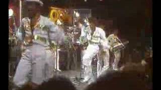 kool amp gang live get down on it [upl. by Inigo183]