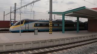 Czeskie Pendolino na stacji Pardubice Hlavní Nádraží  Czechy [upl. by Stich268]