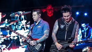 Avenged Sevenfold  Live Summer Sonic 2014 Unholy Confessions [upl. by Belicia]