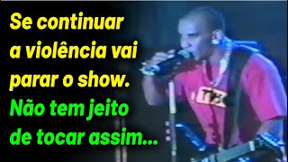 Rodolfo ameaça acabar com show do Raimundos em 2000 [upl. by Roman327]